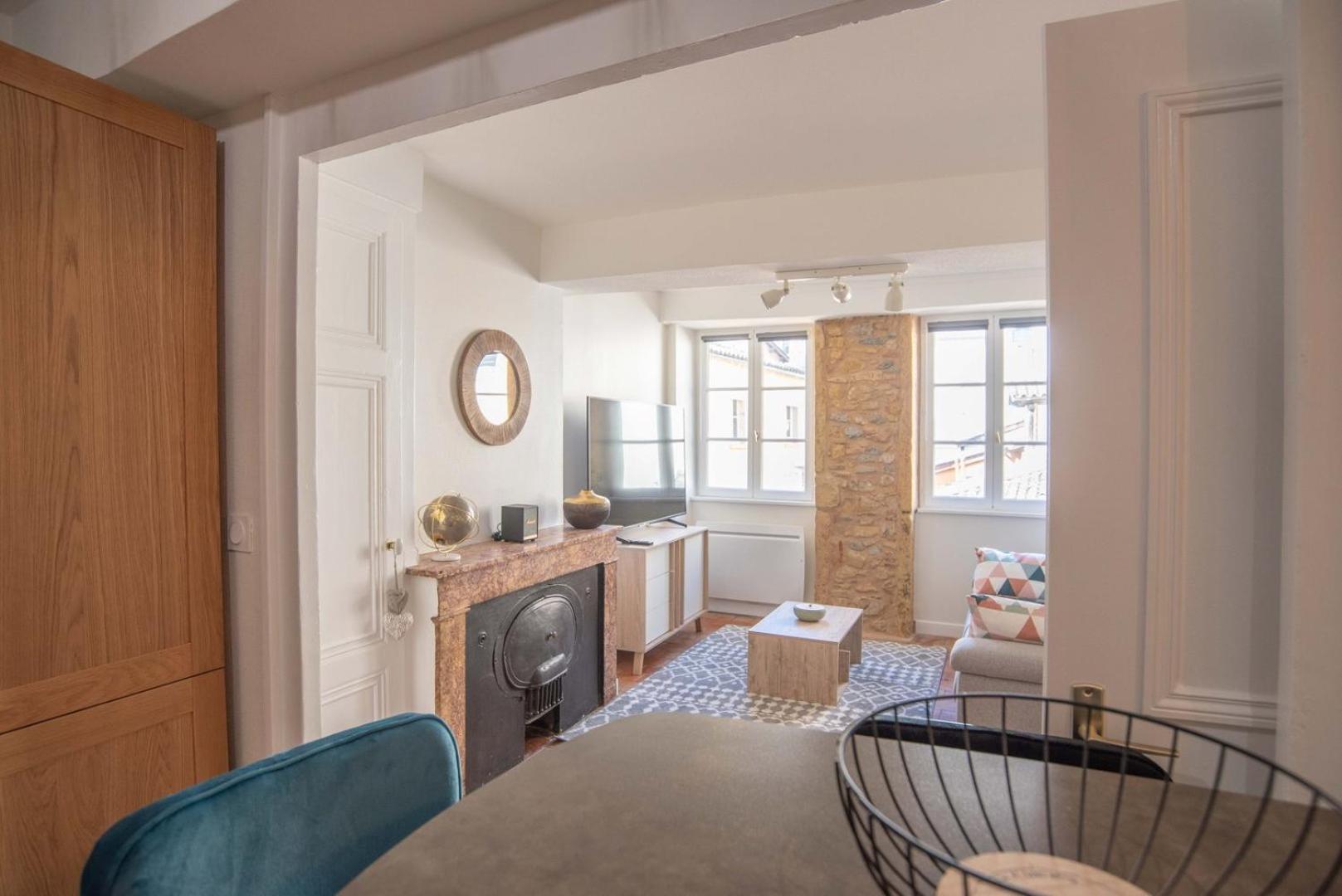 Апартаменты Moderne Et Cosy Au Coeur De Saint-Jean Ail Лион Экстерьер фото